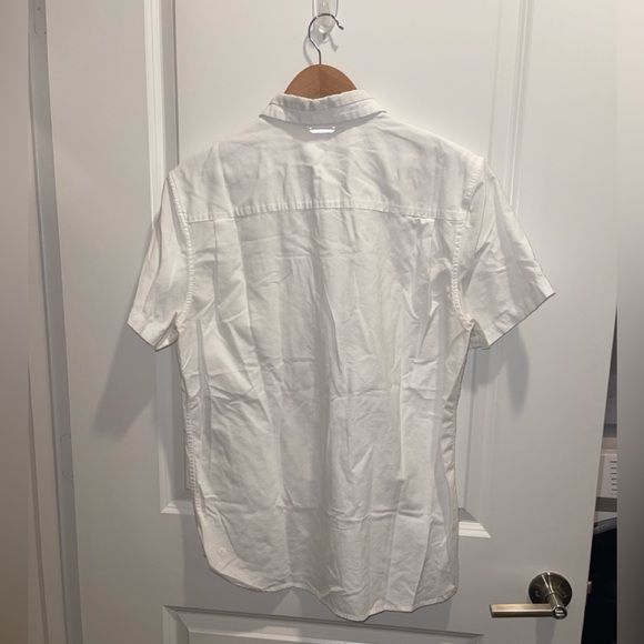 Lululemon short sleeve collared shirt - Picture 2 of 2